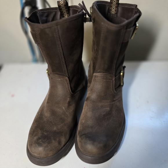 UGG Biltmore Moto Suede Boots - Picture 4 of 7
